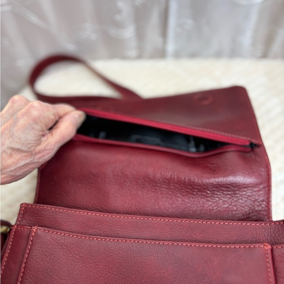 Derek Alexander East/West Half Flap Multi Compartment Red Leather Crossbody - Picture 3 of 13